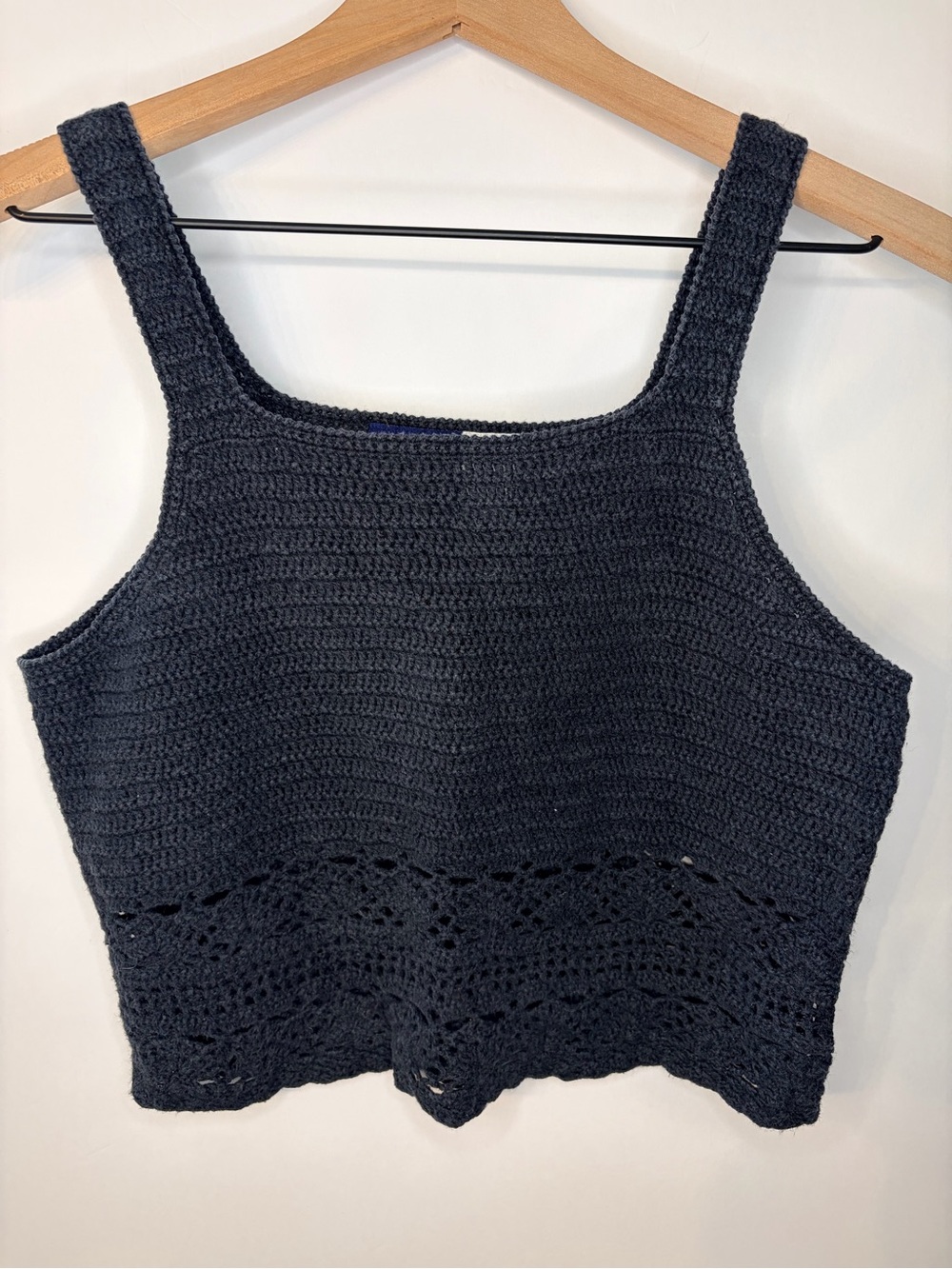 Jordache Vintage Women’s Crochet Tank Top, Size Medium